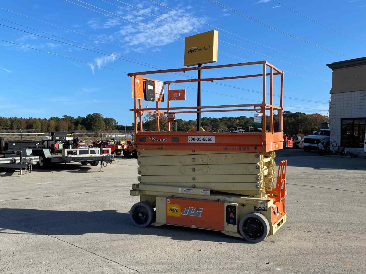 2015 JLG 3248RS
