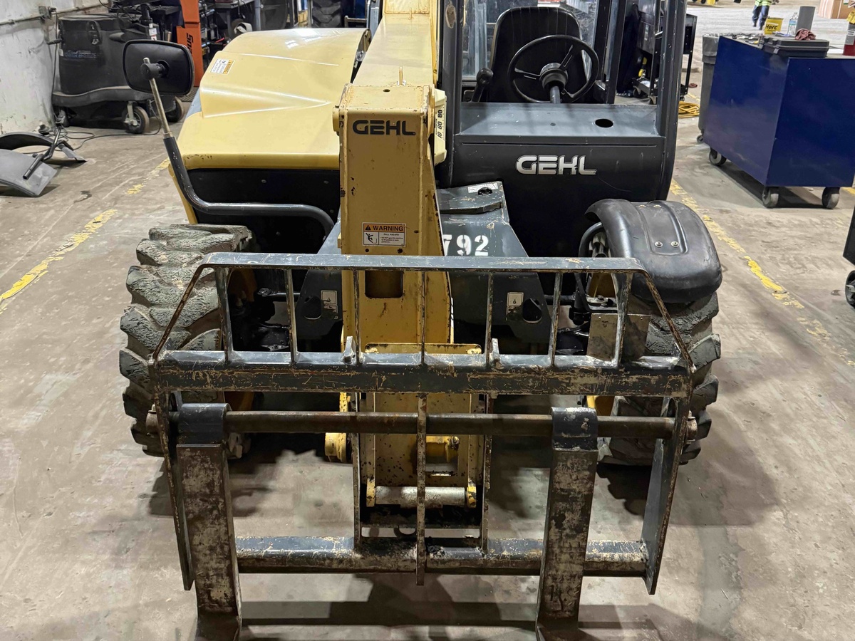 2018 Gehl RS5-19-5