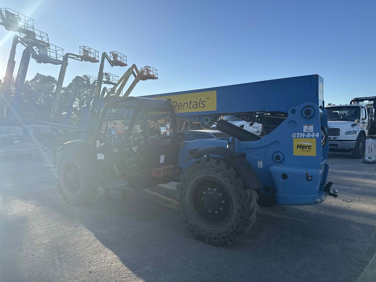 2019 Genie GTH 844-3