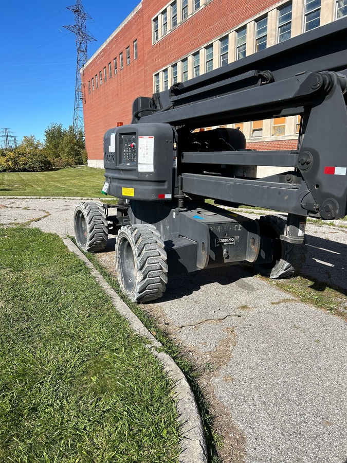 2011 Genie Z-60/34-5