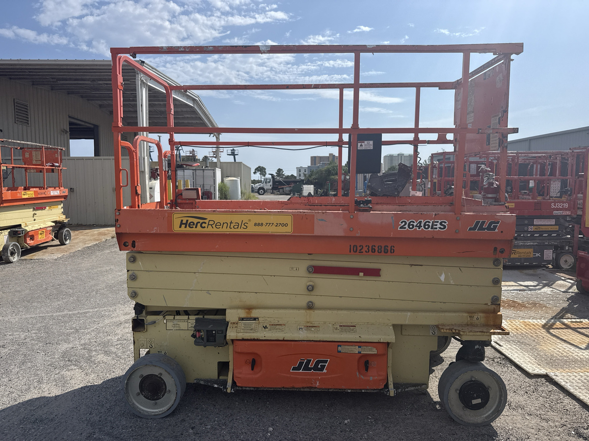 2018 JLG 2646ES-2