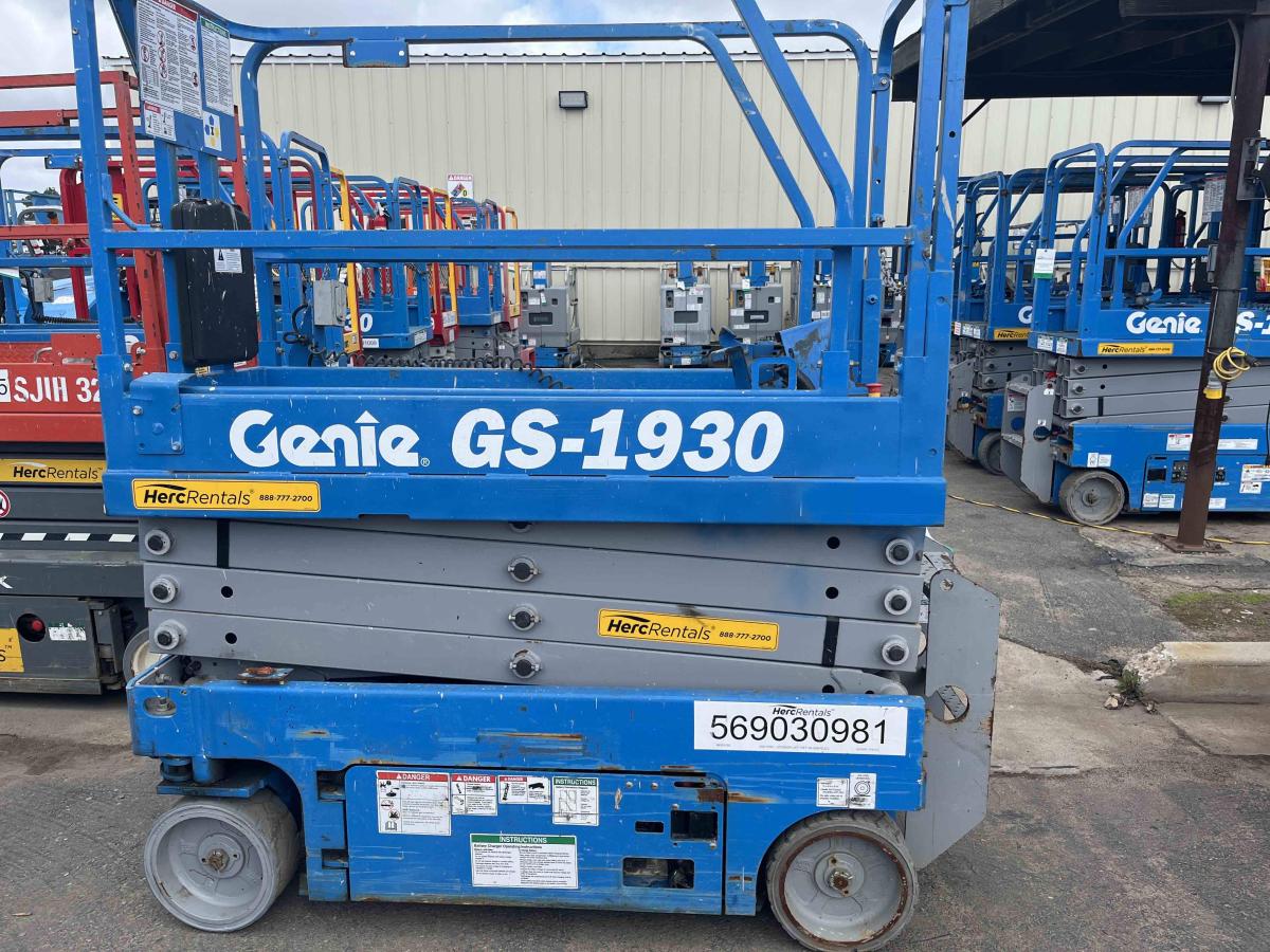 2018 Genie GS-1930