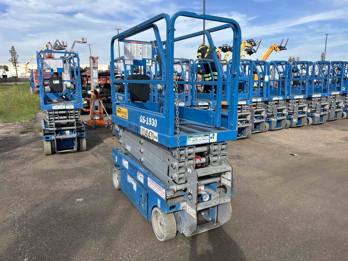 2018 Genie GS-1930-4