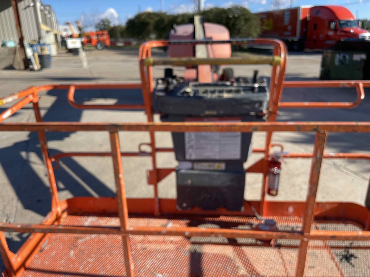 2018 JLG 460SJ-7