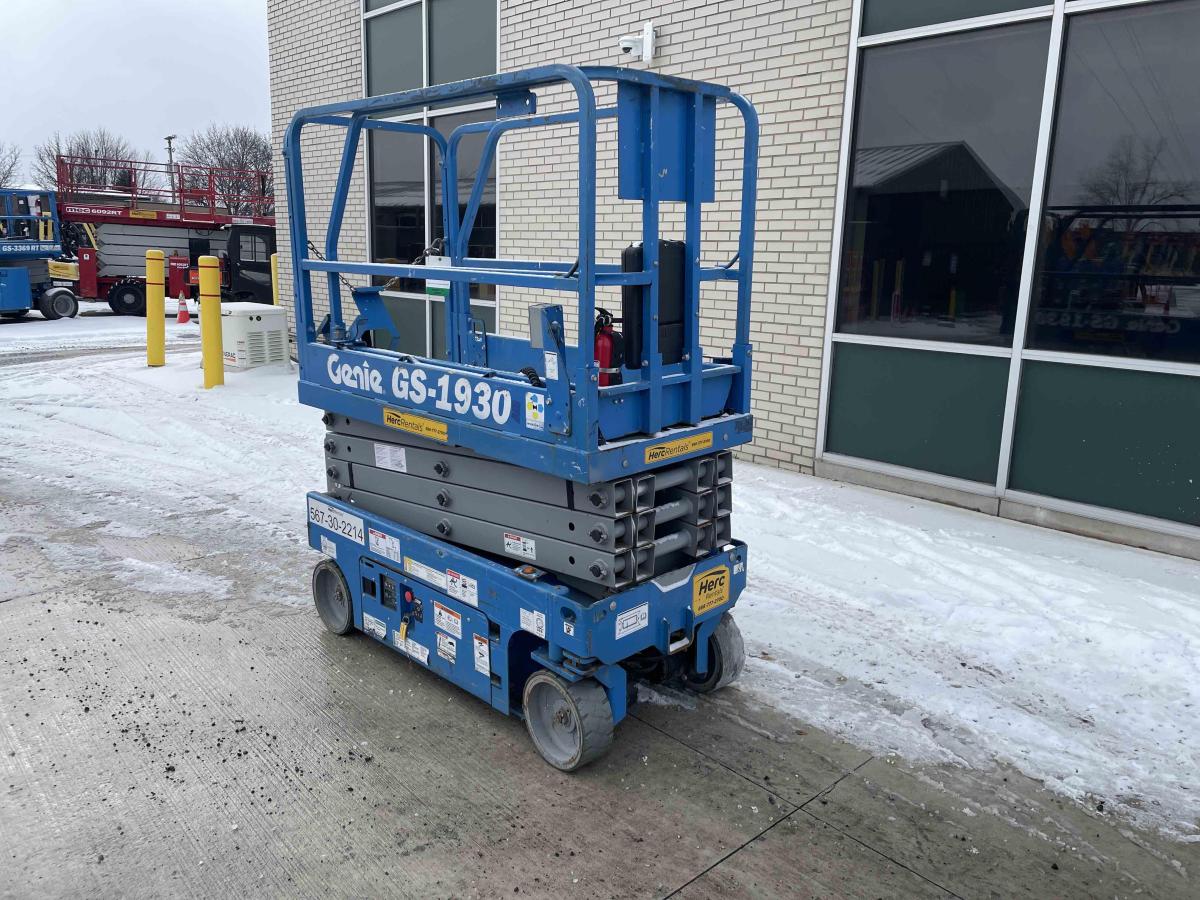 2018 Genie GS-1930