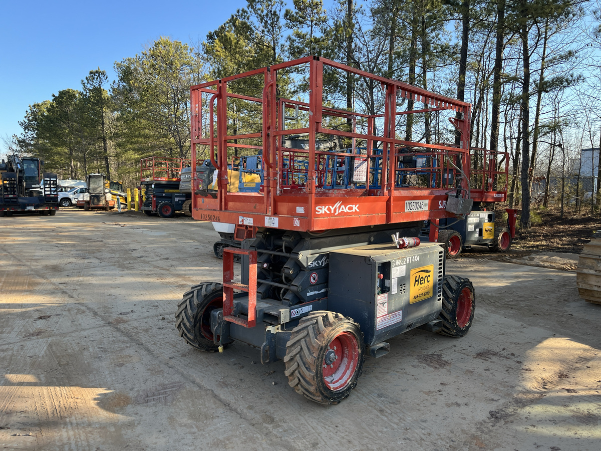 2018 Skyjack SJ-6832RT-7