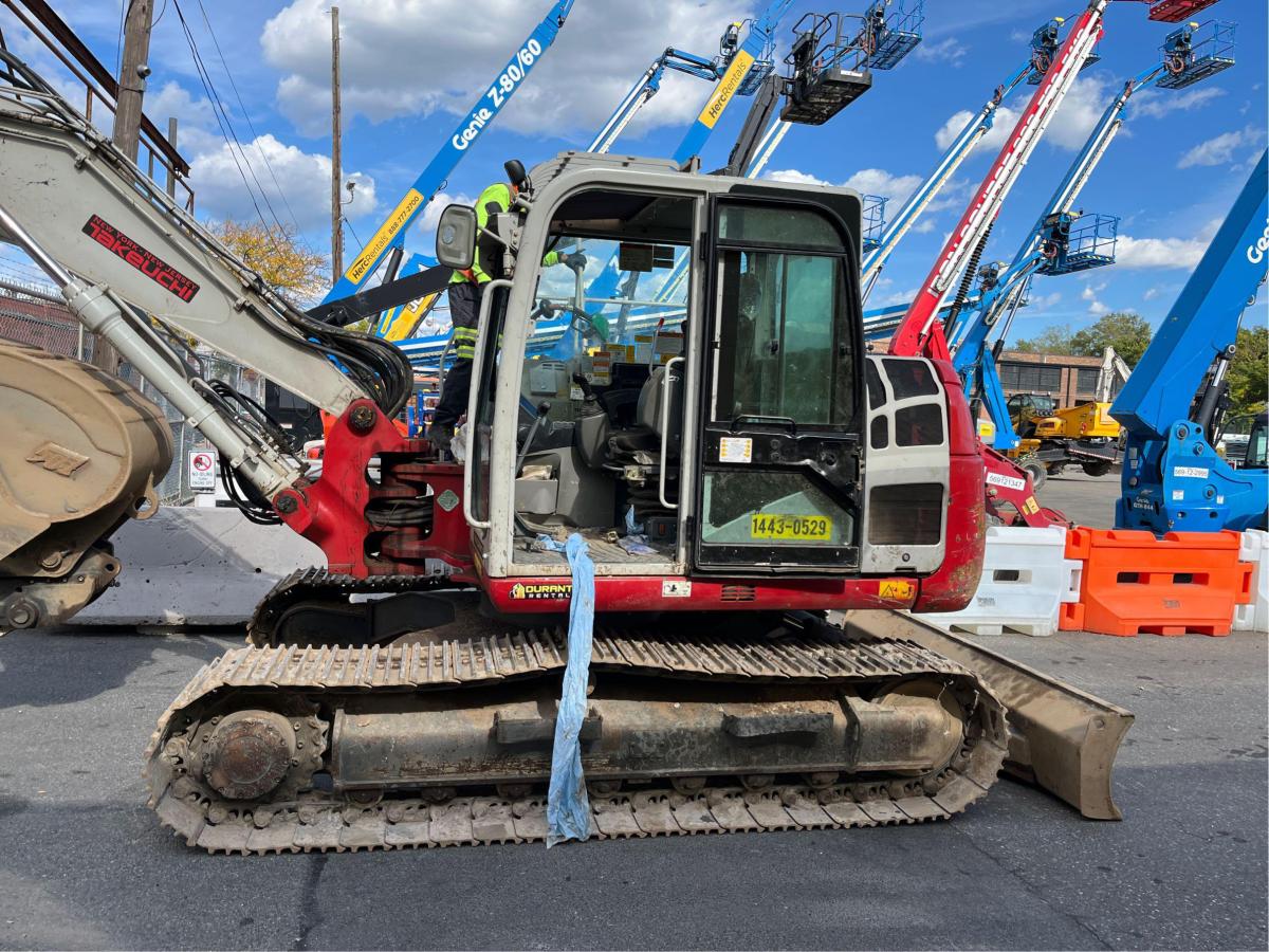 2018 Takeuchi TB2150