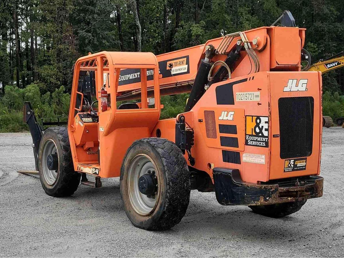 2017 SkyTrak 10054