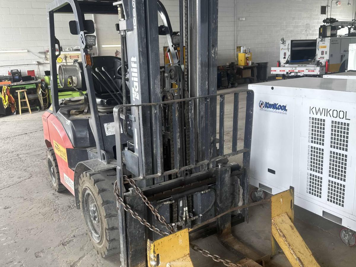 2023 Tailift ZFG30P