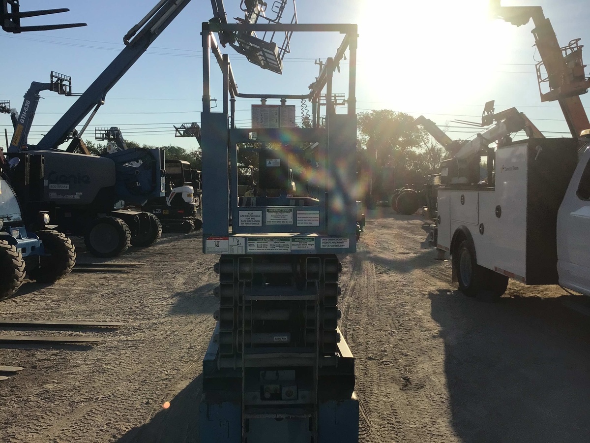 2016 Genie GS-3232-4