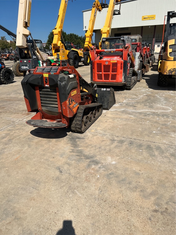 2020 Ditch Witch SK800-5