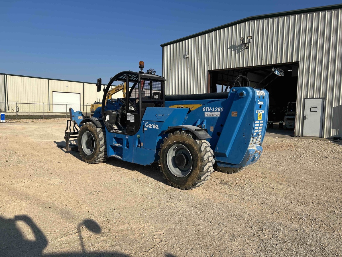 2019 Genie GTH-1256-3