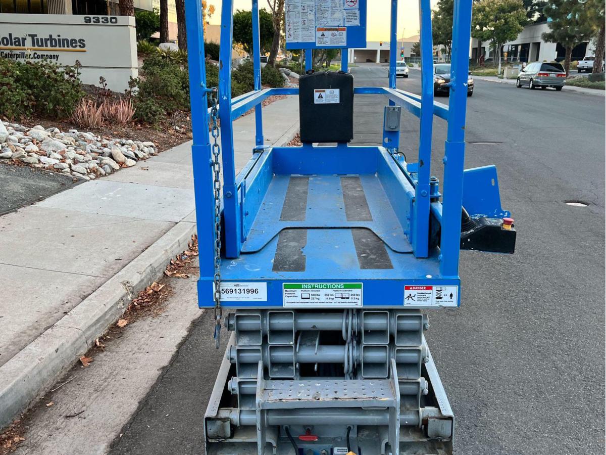 2017 Genie GS-1930