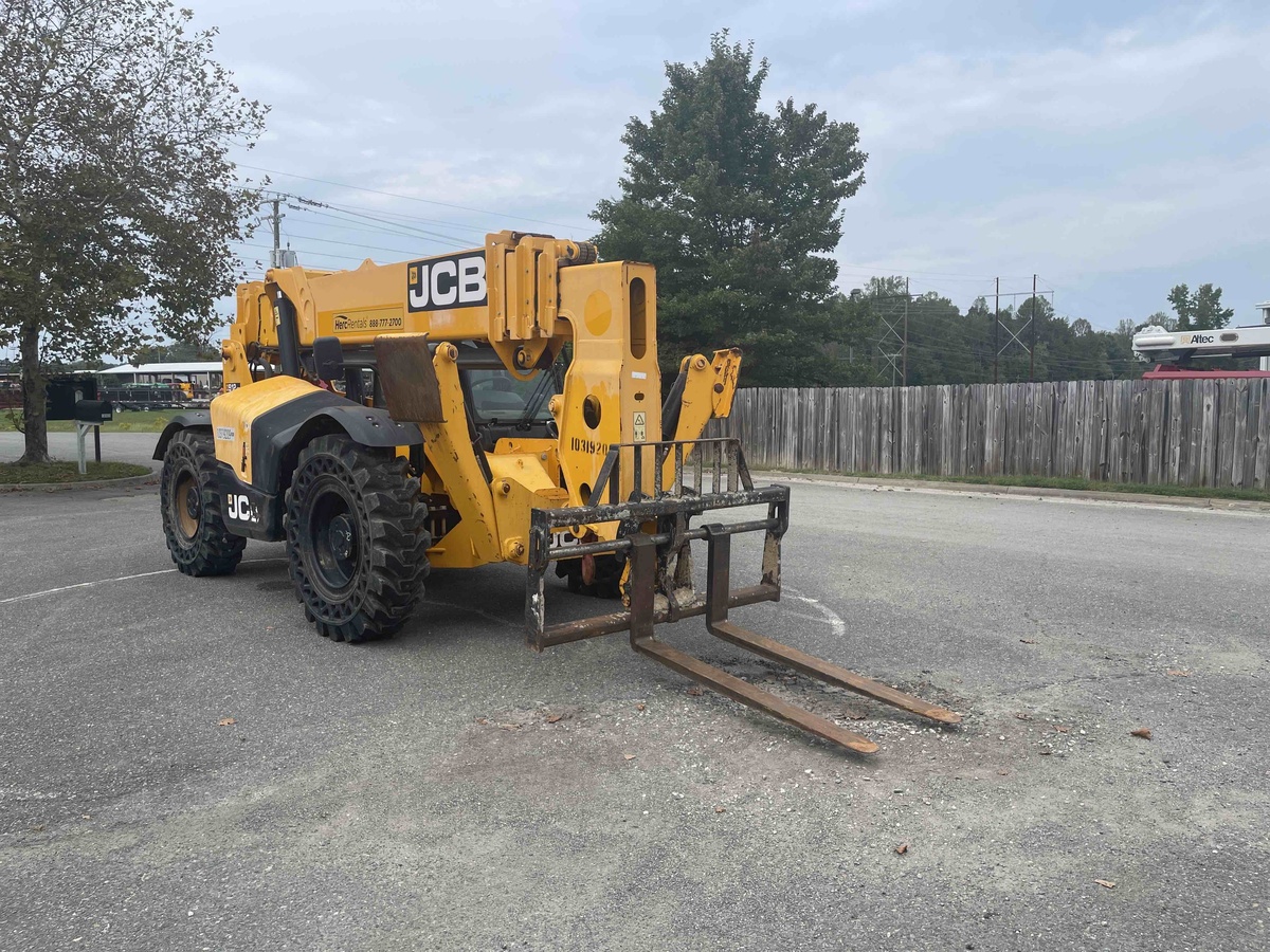 2020 JCB 512-56