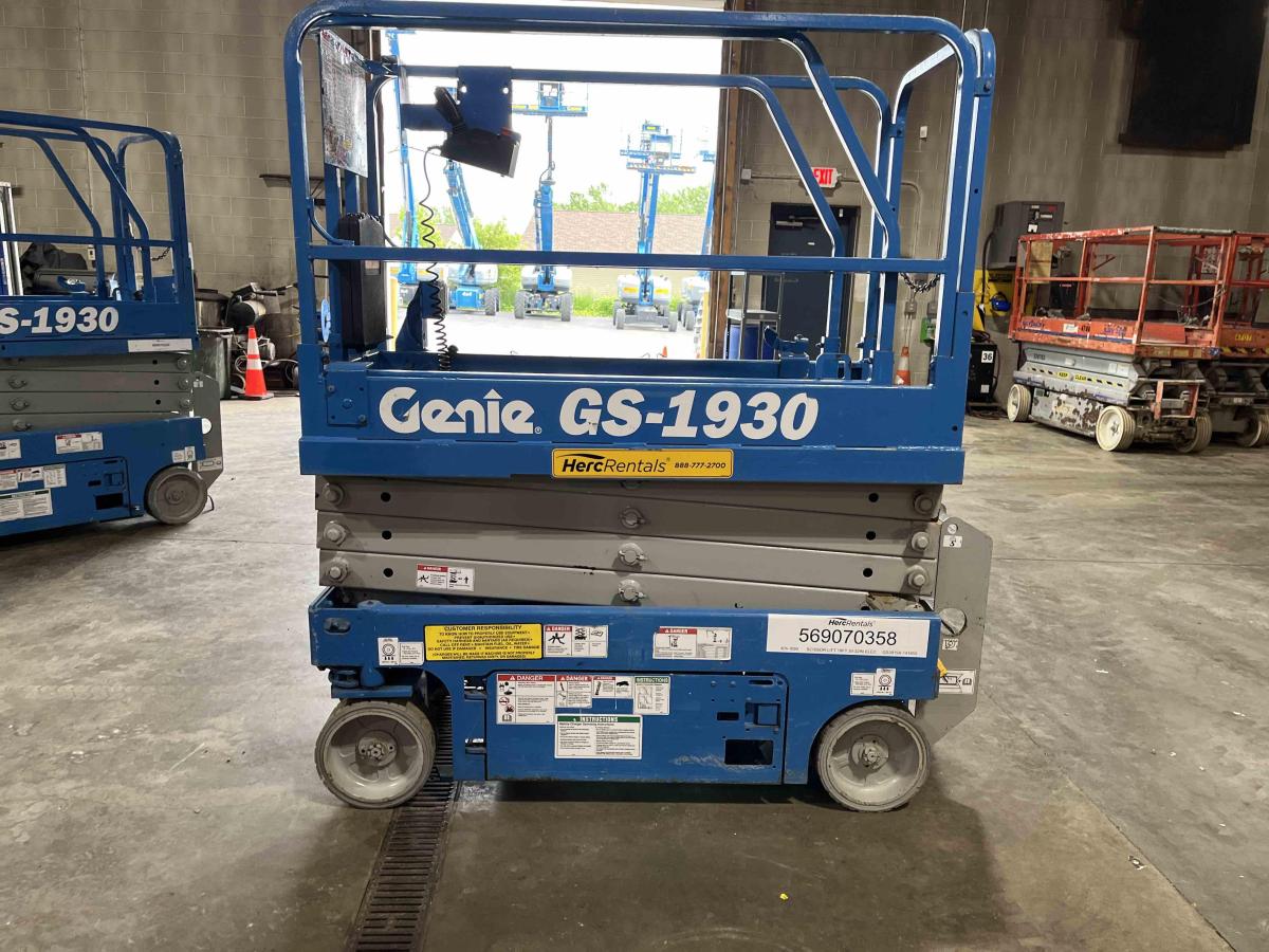 2015 Genie GS-1930