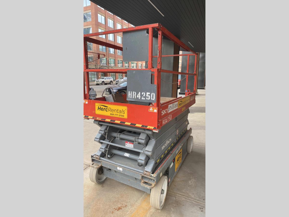 2014 Skyjack SJ4632