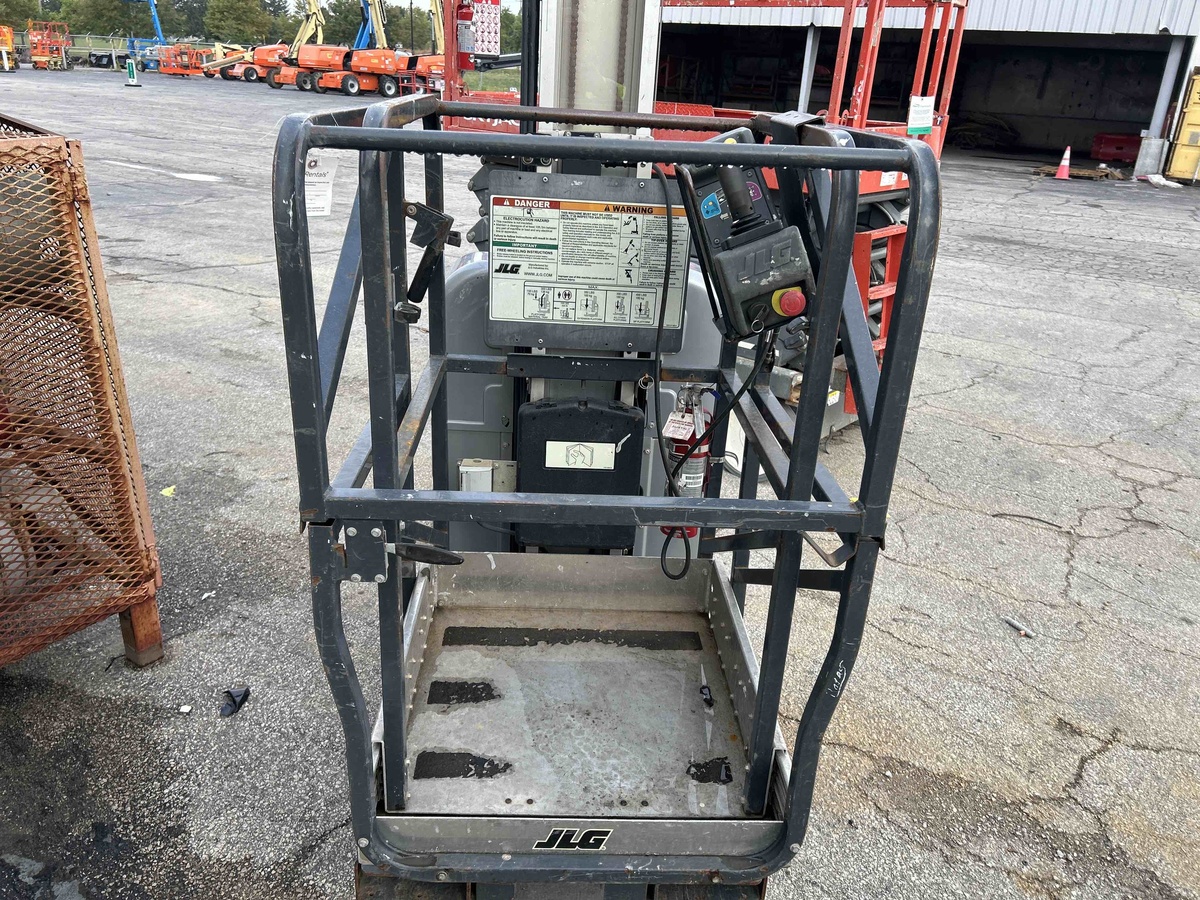 2018 JLG 20MVL-3