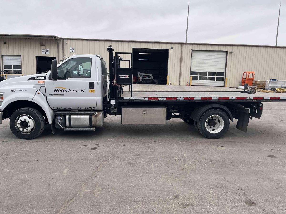 2016 Ford F650