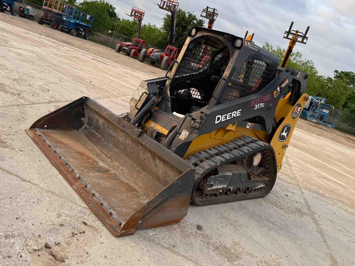 2021 John Deere 317G