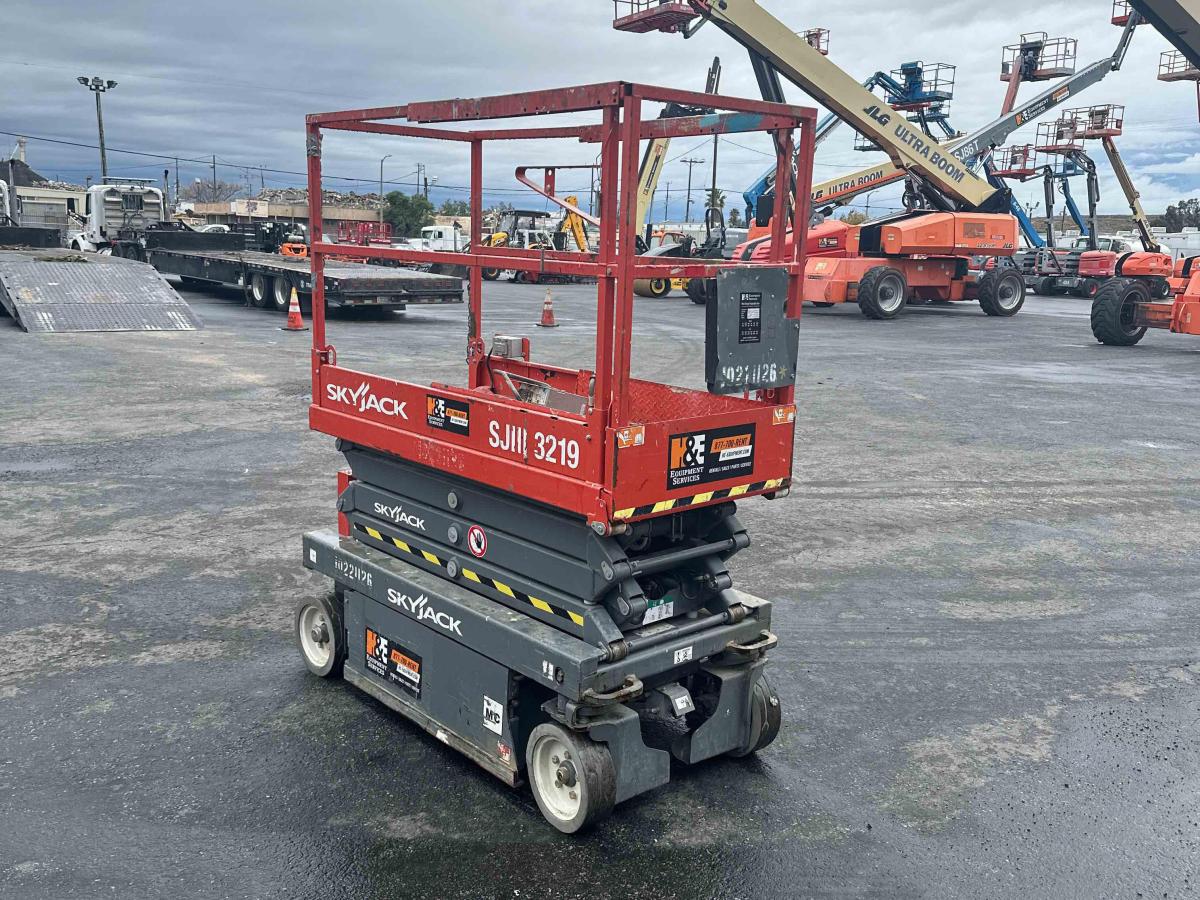 2017 Skyjack SJ3219