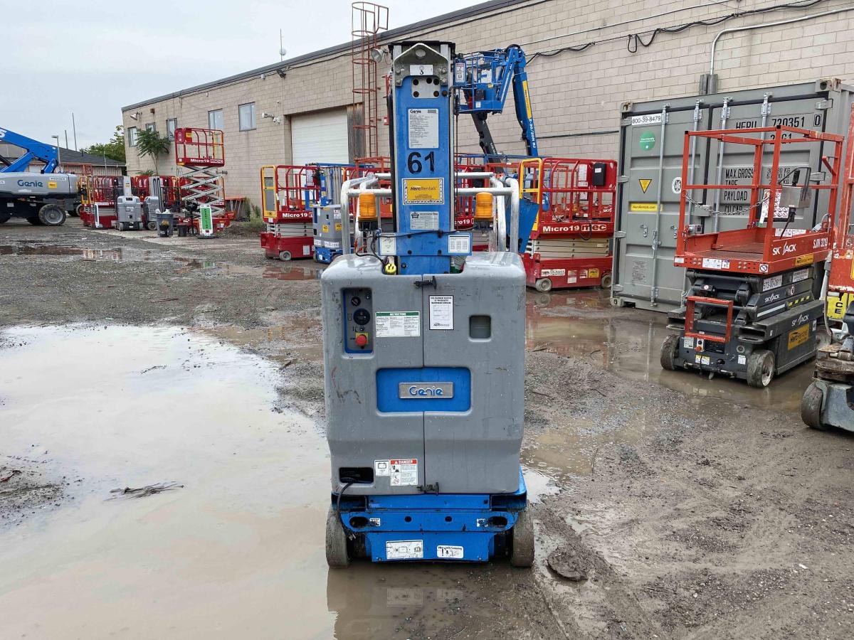 2010 Genie GR-20