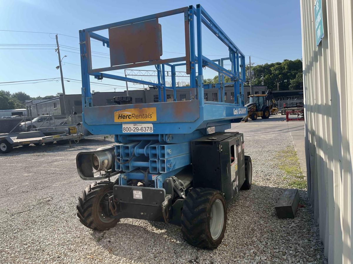2016 Genie GS-2669 RT