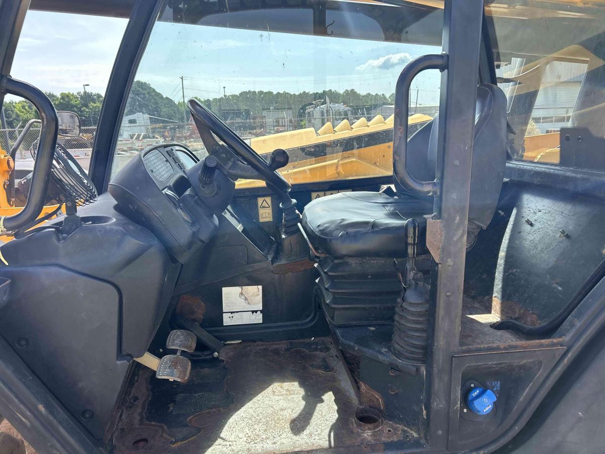 2017 JCB 512-56-5