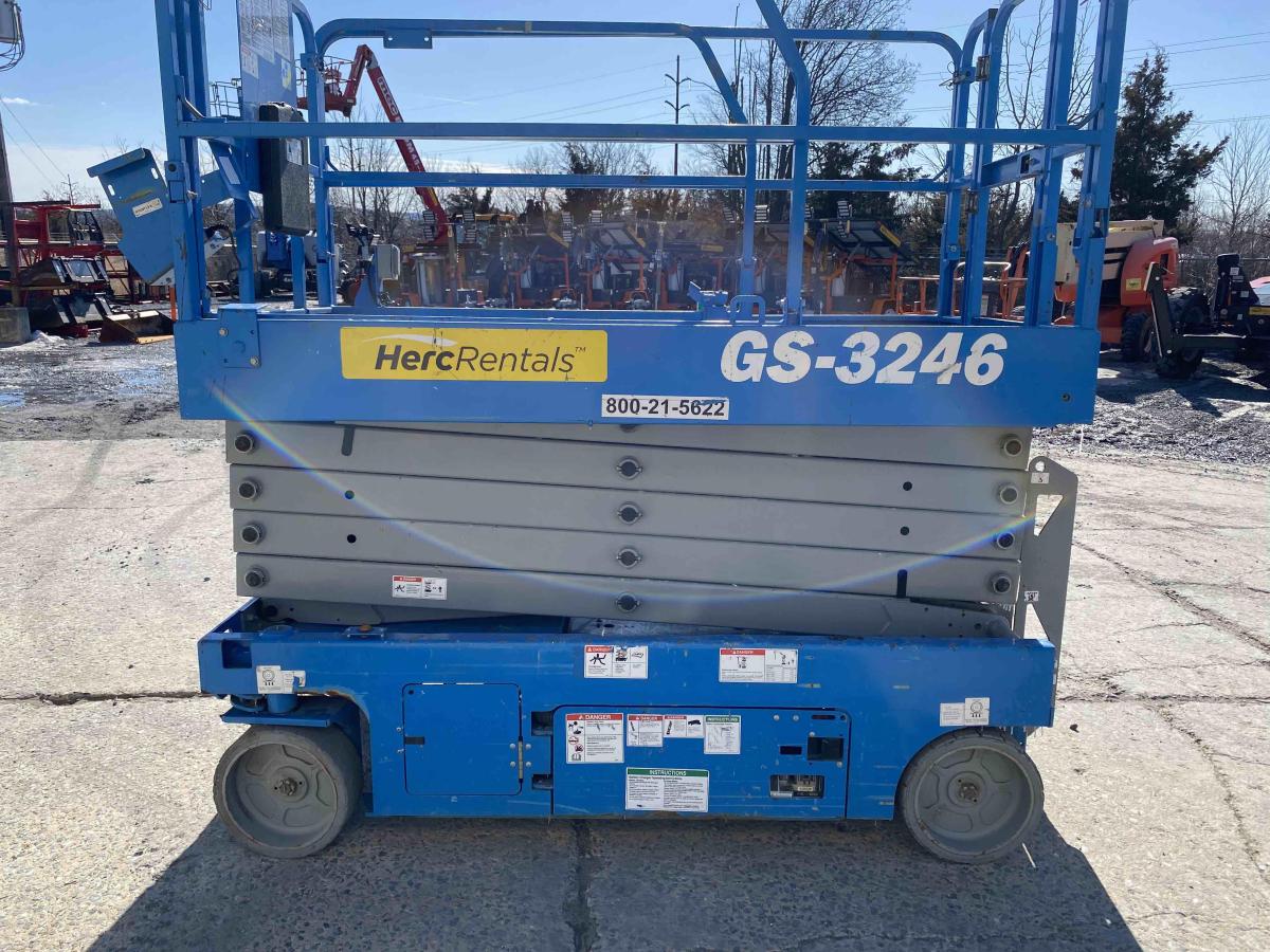 2018 Genie GS-3246-6