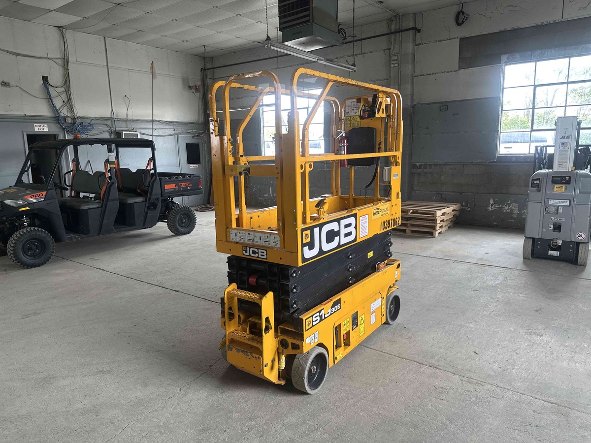 2022 JCB S1930E-5