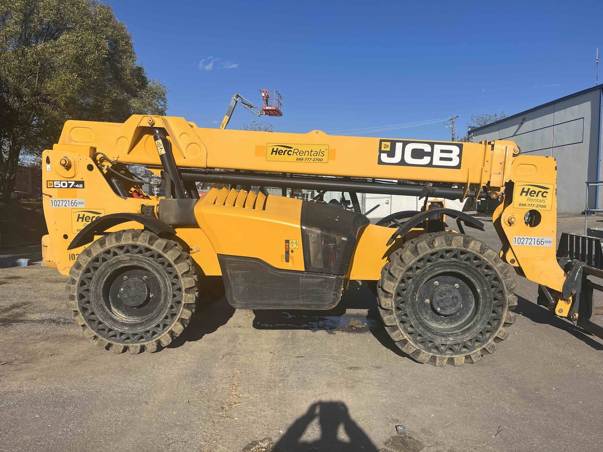 2019 JCB 507-42