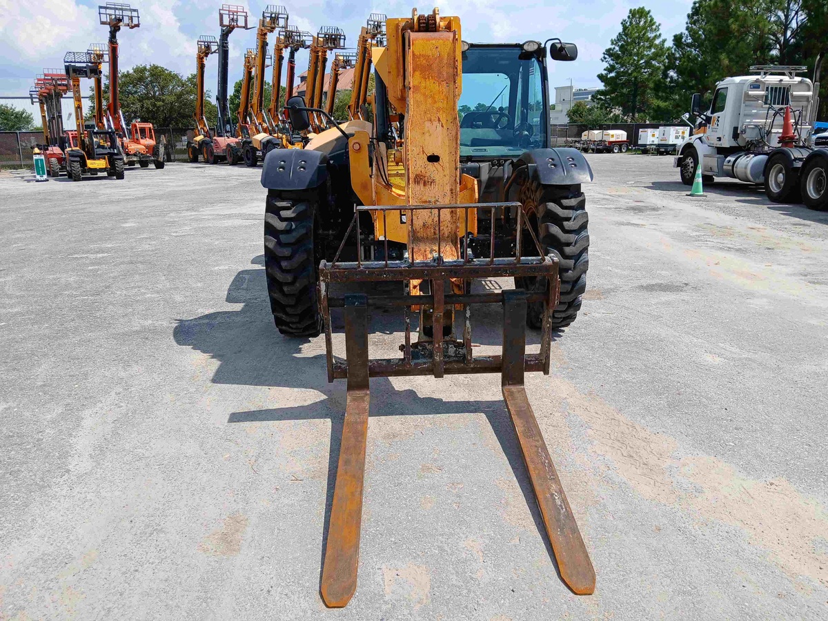 2019 JCB 507-42-7