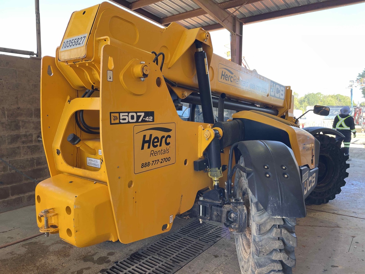 2022 JCB 507-42-4