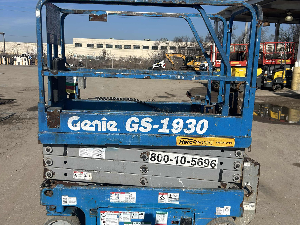 2016 Genie GS-1930