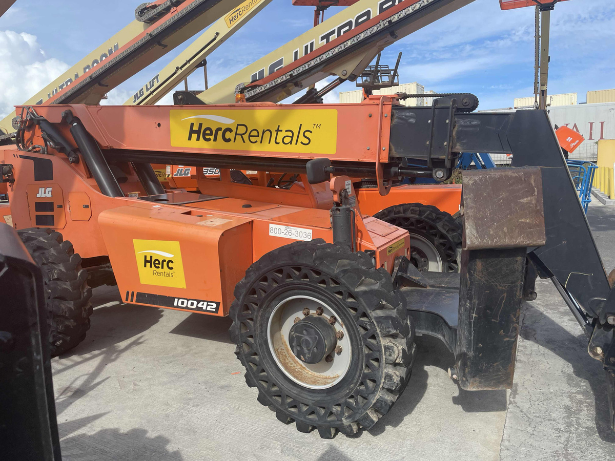 2019 SkyTrak 10042-2