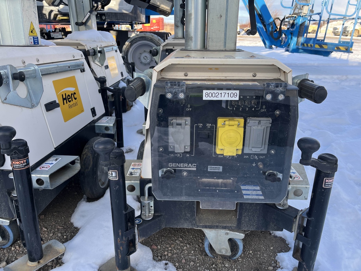 2018 Magnum PLT240-3