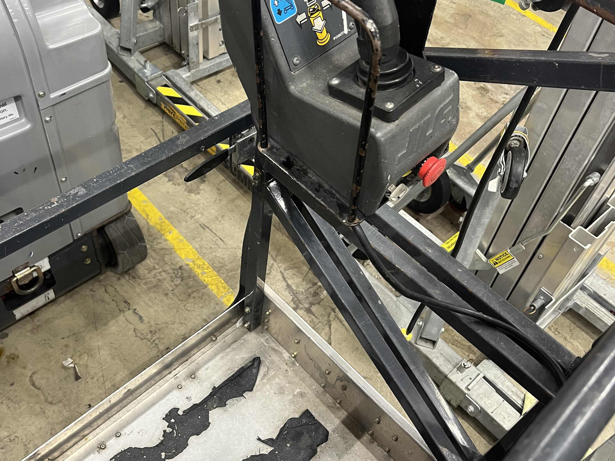 2020 JLG 20MVL-5