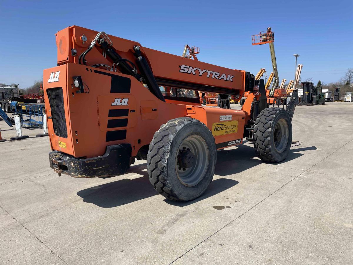 2018 SkyTrak 10054