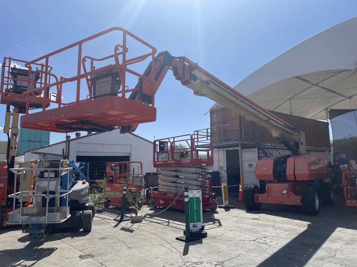 2016 JLG 860SJ