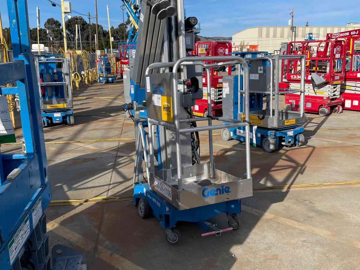 2019 Genie AWP-36S-2
