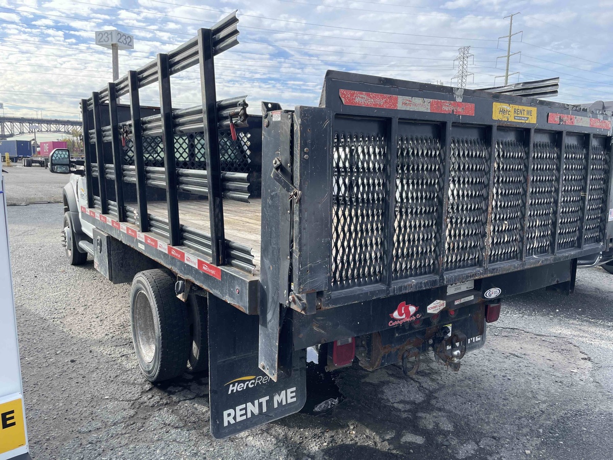 2020 Ford F550-4