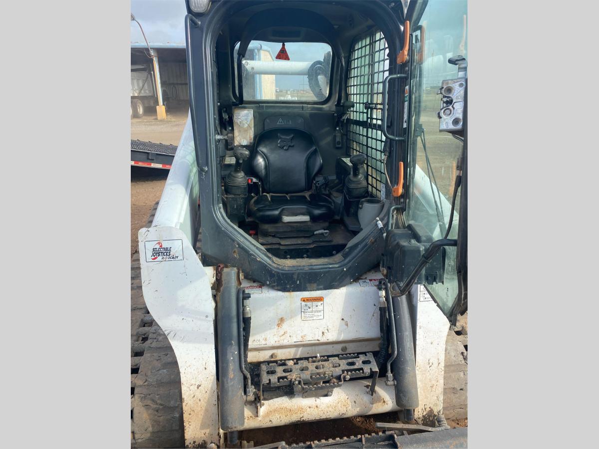 2021 Bobcat T740-2