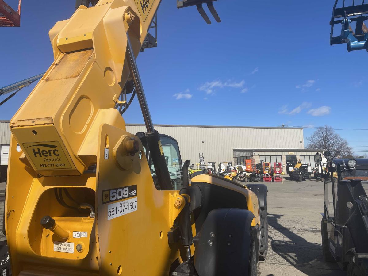 2019 JCB 509-42