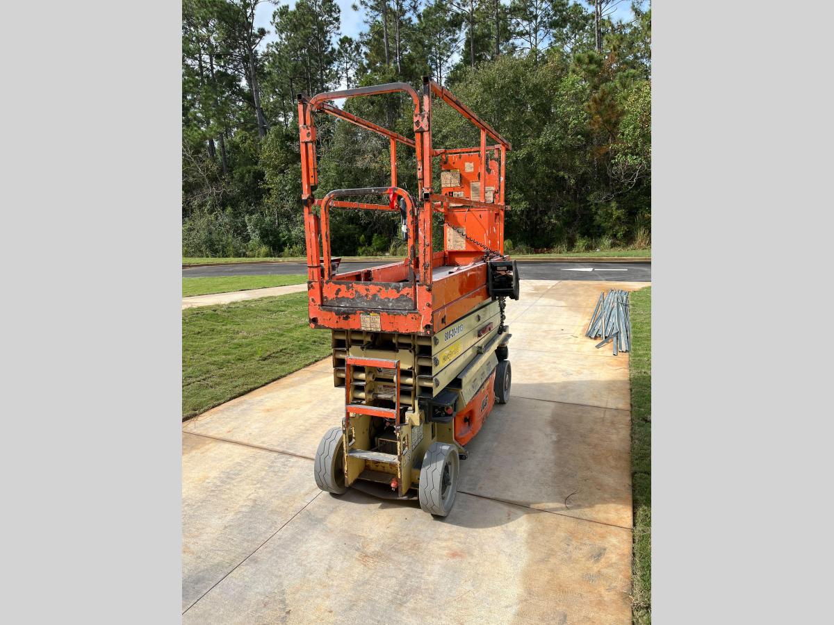 2018 JLG 2632ES