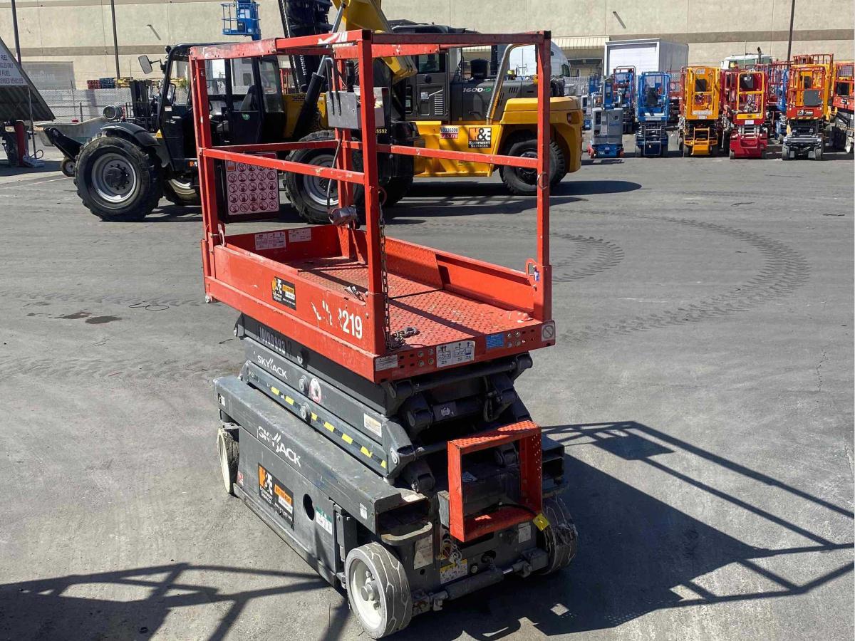 2016 Skyjack SJ3219