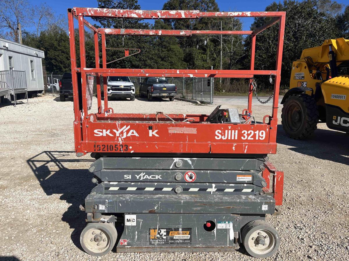2017 Skyjack SJ3219