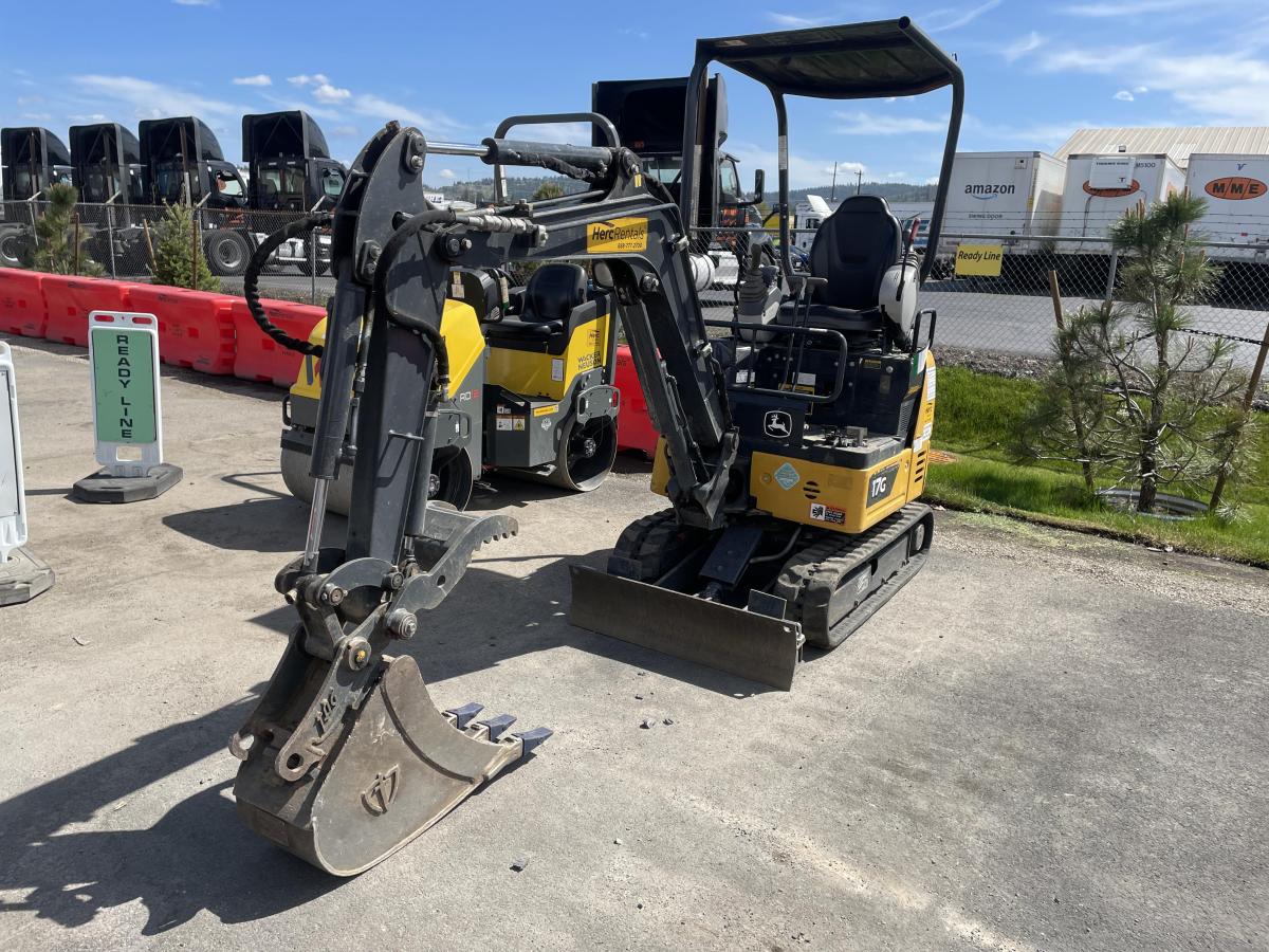 2022 John Deere 17G-1