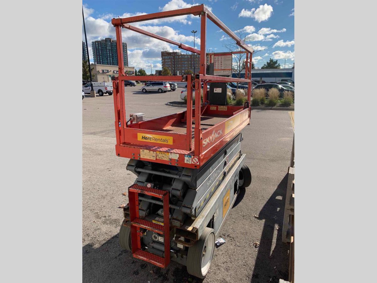 2015 Skyjack SJ3226