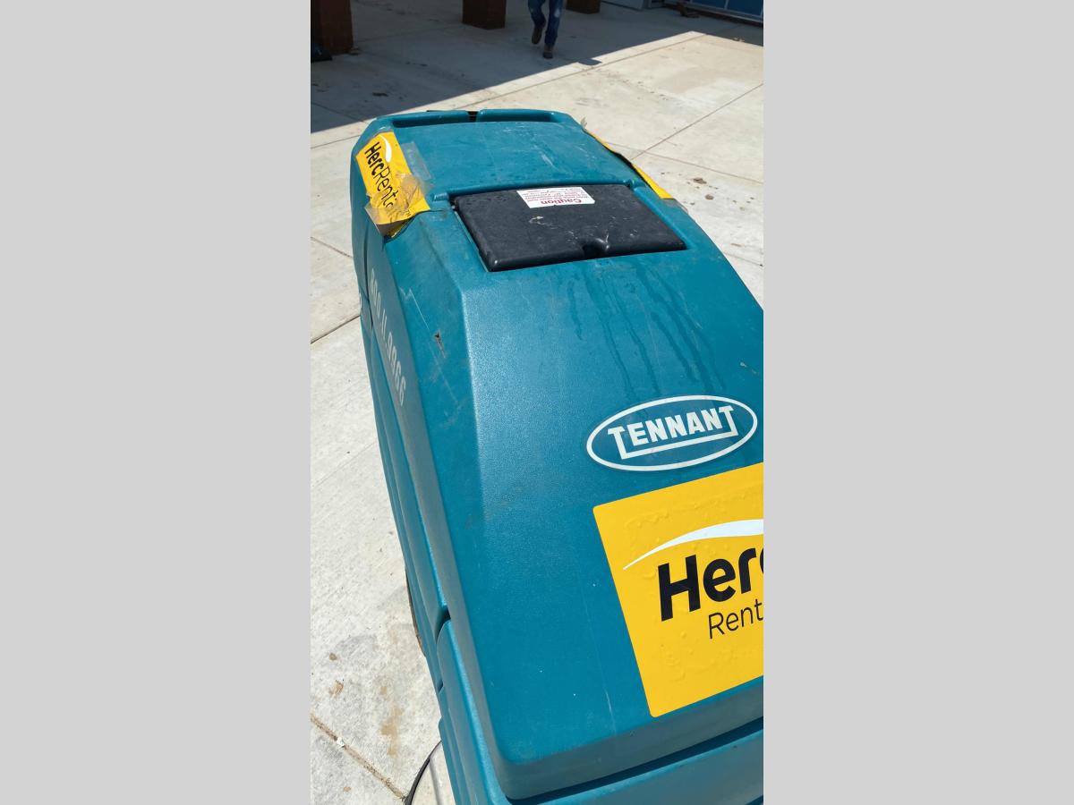 2016 Tennant 5680 Used Sweeper in KNIGHTDALE, NC, ID254411