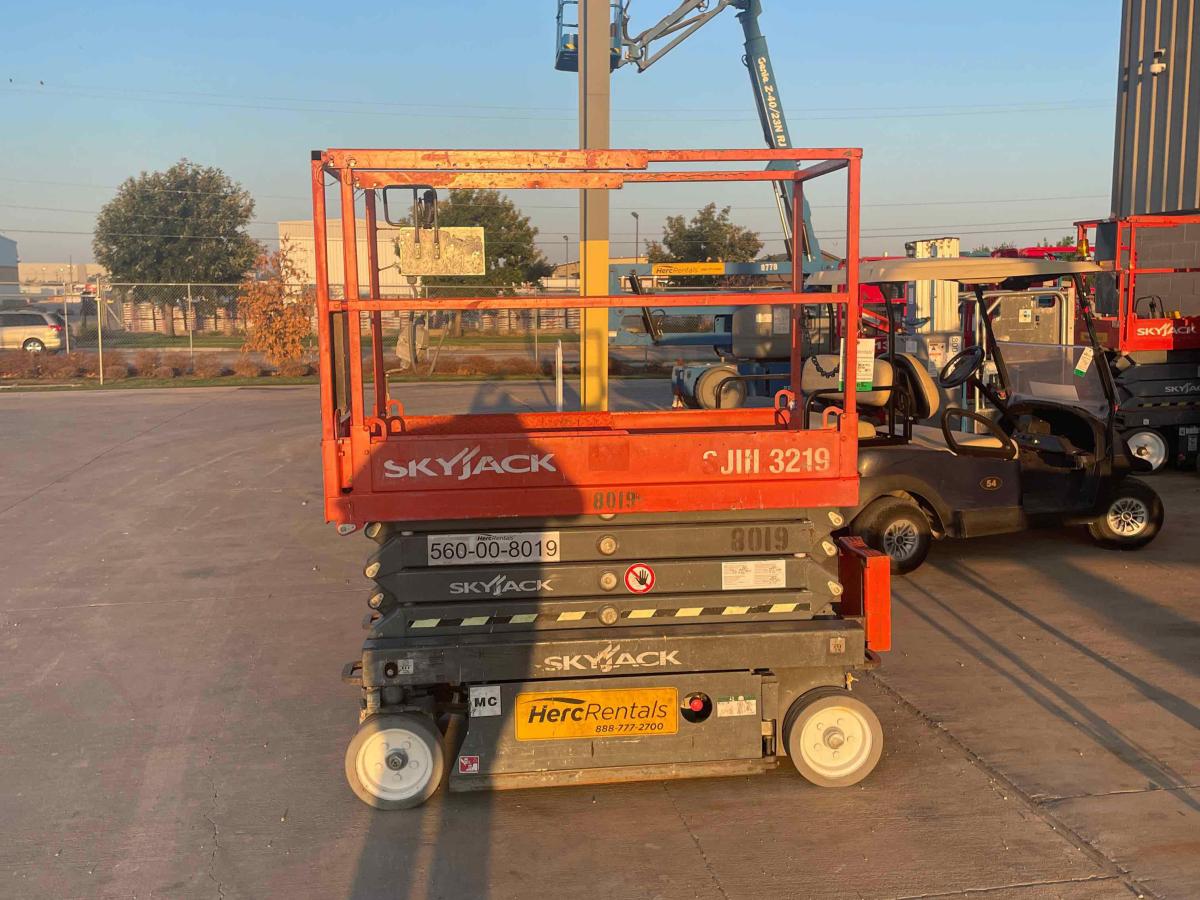 2016 Skyjack SJ3219