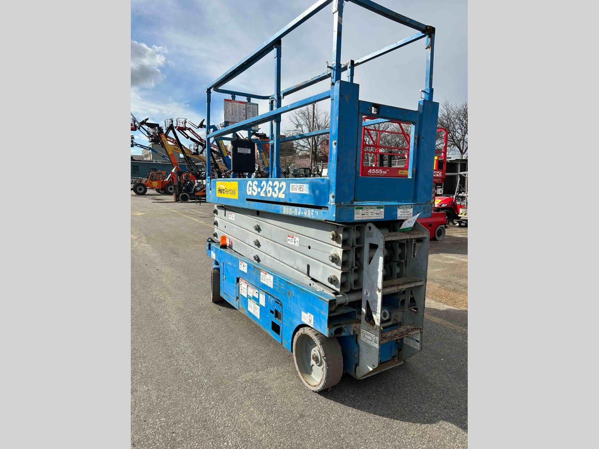 2015 Genie GS-2632